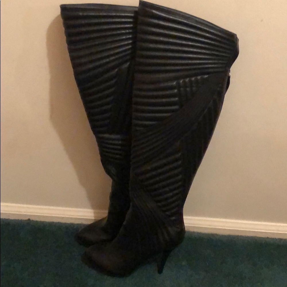 Nine West Skyhigh black boots size 7